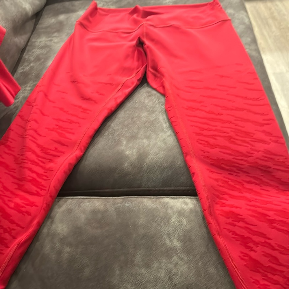 Lululemon red legging pants
